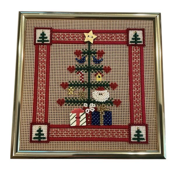 Christmas Embroidery Button And Beads Finished 6 1/4” Tree Santa Gifts Country - Picture 1 of 4